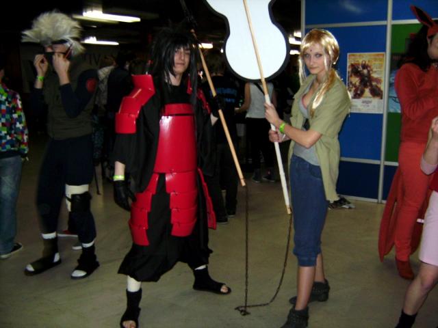 Moj cosplay Madara Uchiha: Tsunade zapozovala s gumbaijom B)