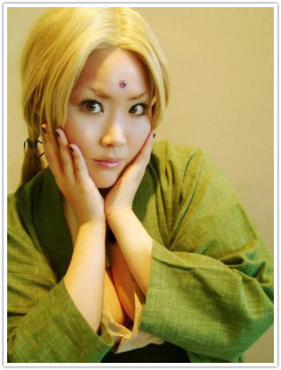 Tsunade_Cosplay